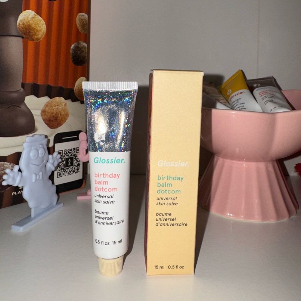 [NEW] Glossier Birthday Balm Dotcom Original Formula and Packaging